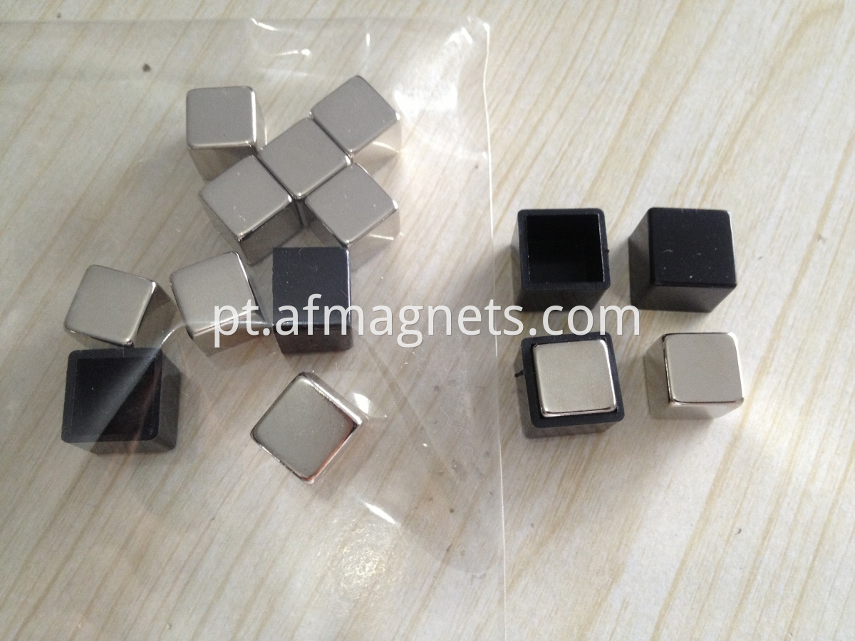 Magnetic Glass Board Magnets